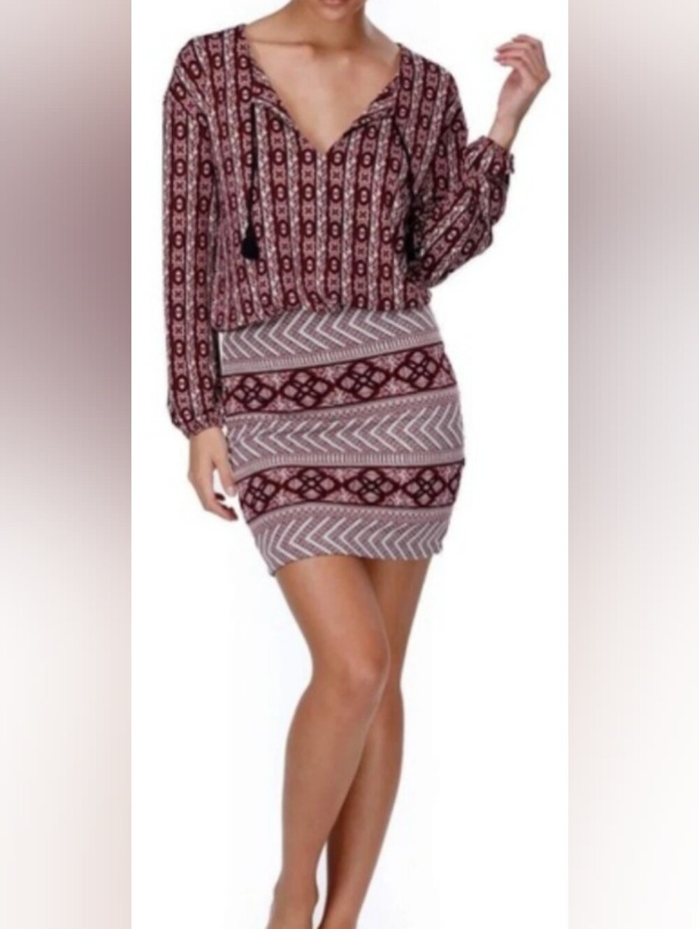 Tigerlily Maroon Patterned BOHO V-Neck Long-Sleeve Mini Dress Misses Size 6
